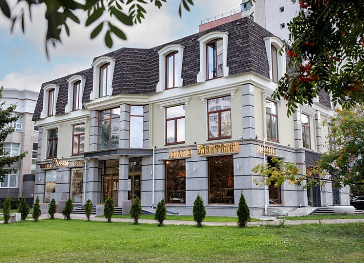 ТЦ «Бонифаций», ул. Щорса, 48Б